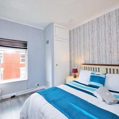 Crystal House 10Min To Manchester City Centre Ideal For Work And Leisure ภายนอก รูปภาพ