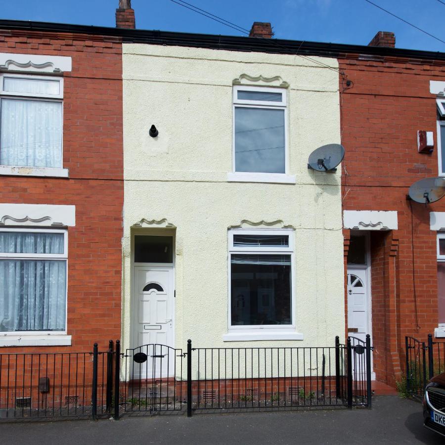 Crystal House 10Min To Manchester City Centre Ideal For Work And Leisure ภายนอก รูปภาพ